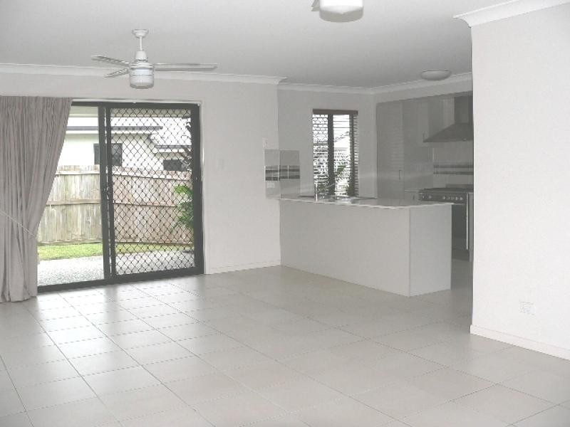 56 Macleay Circuit UPPER COOMERA 4209, Upper Coomera QLD 4209