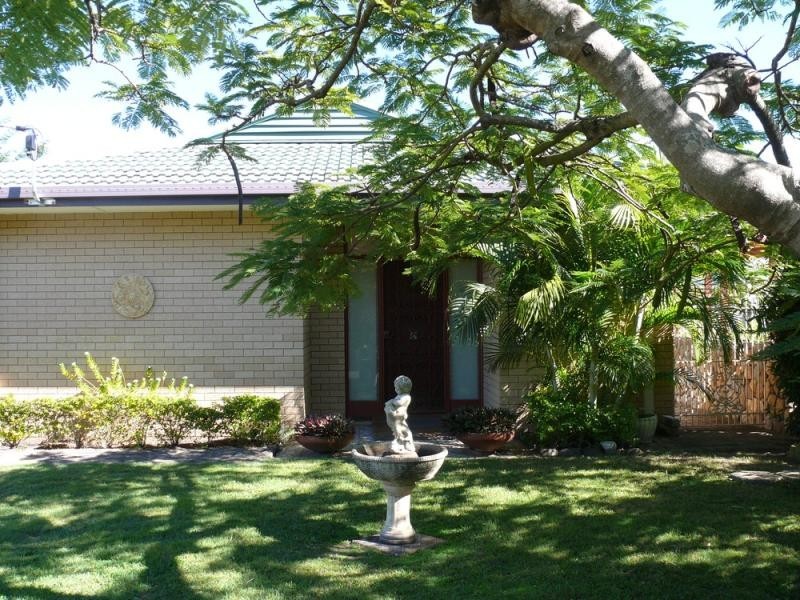 26 Margaroola Avenue BIGGERA WATERS 4216, Biggera Waters QLD 4216