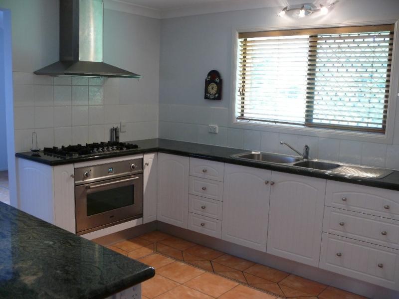 9 Riversdale Road OXENFORD 4210, Oxenford QLD 4210