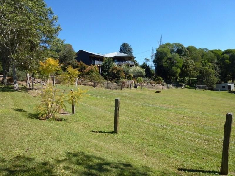 215 Birds Road GUANABA 4210, Guanaba QLD 4210