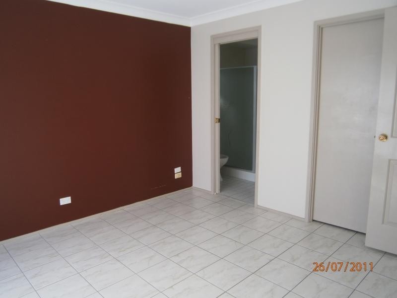 18 Hebrides Place ST ANDREWS 2566, St Andrews NSW 2566