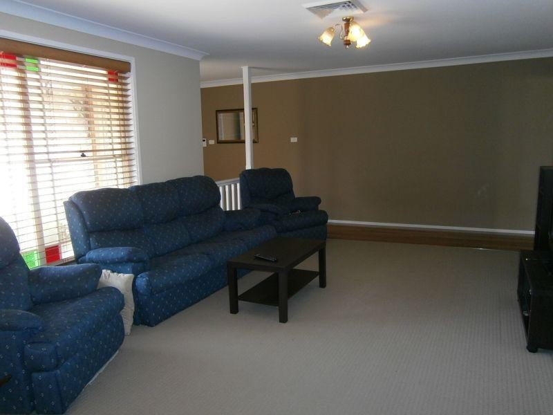 14 Odea Road MOUNT ANNAN 2567, Mount Annan NSW 2567