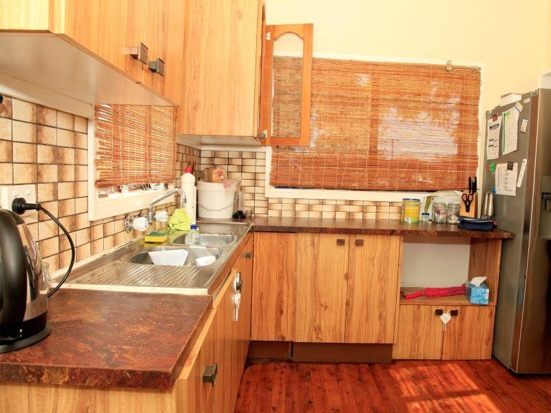 1 Macquarie  Avenue, Leumeah NSW 2560