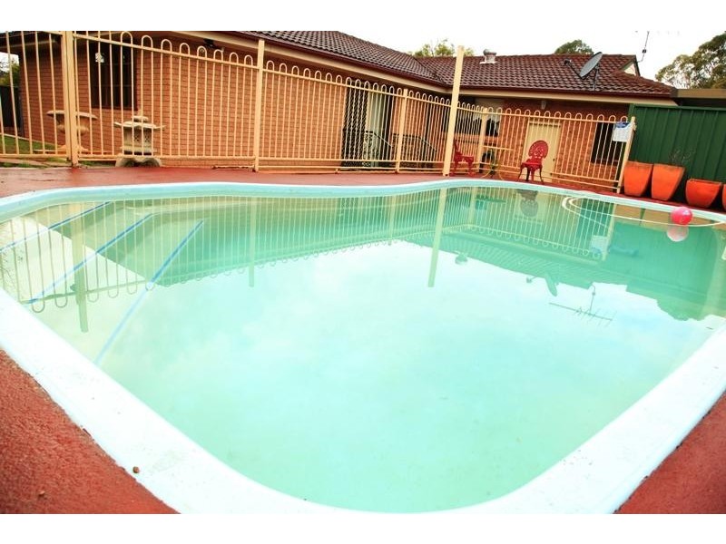 22 Romilly Place, Ambarvale NSW 2560