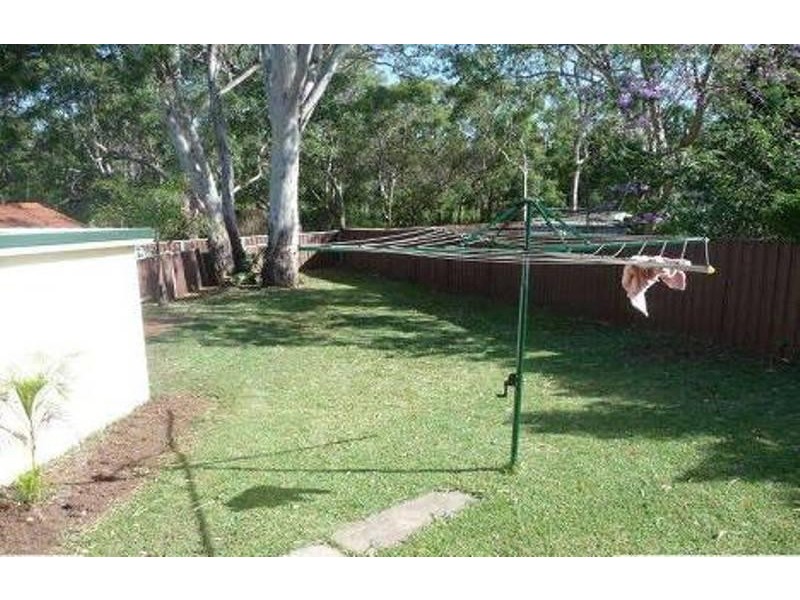3 Clyde Place, Campbelltown NSW 2560