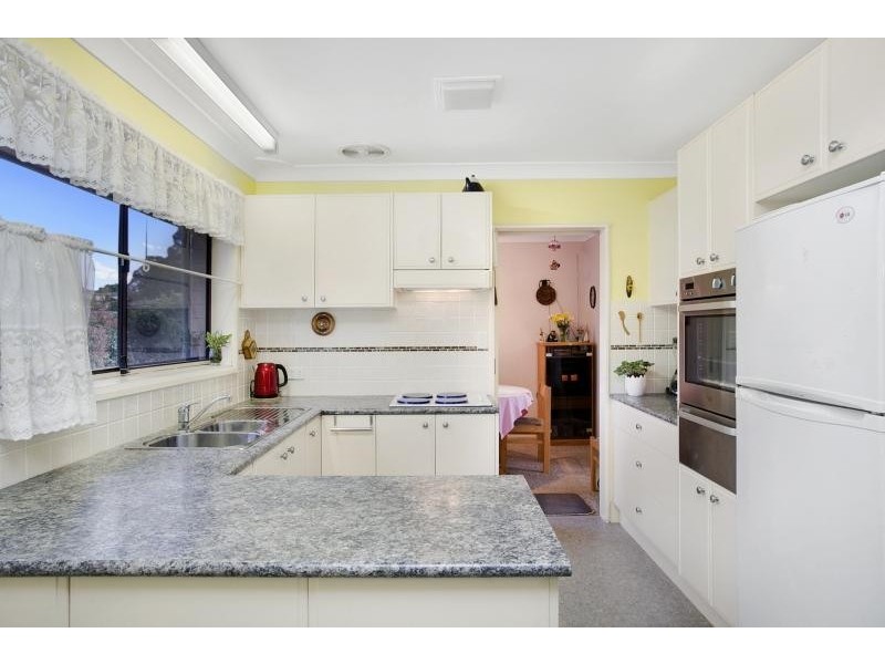 71 Greenoaks Avenue, Bradbury NSW 2560