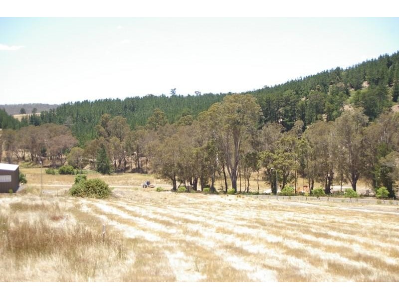 21 Hitchcock Drive NANNUP 6275, Nannup WA 6275