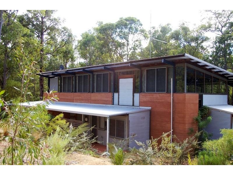 4 Leschenaultia Drive NANNUP 6275, Nannup WA 6275