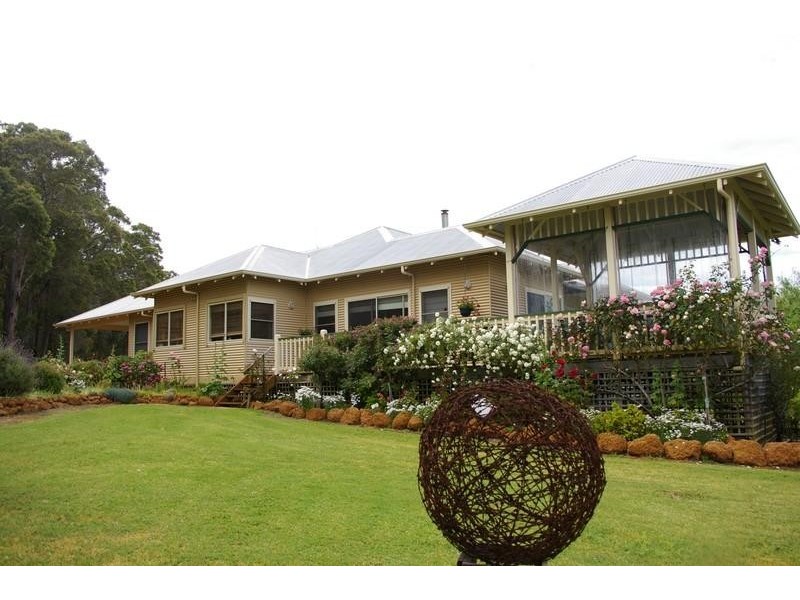 5 Roberts Road NANNUP 6275, Nannup WA 6275