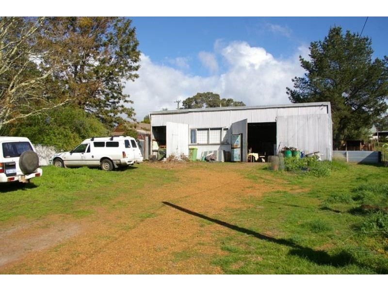 31 Blackwood Road GREENBUSHES 6254, Greenbushes WA 6254