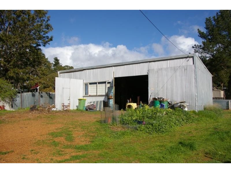 31 Blackwood Road GREENBUSHES 6254, Greenbushes WA 6254