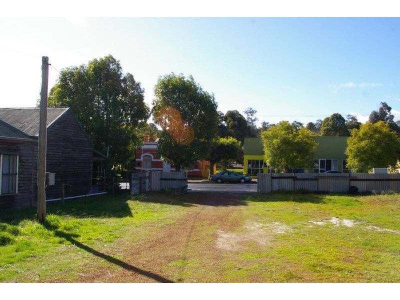 31 Blackwood Road GREENBUSHES 6254, Greenbushes WA 6254