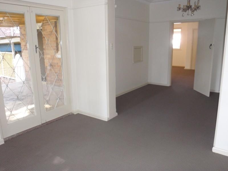 5 Taylor  Close MIRANDA 2228, Miranda NSW 2228