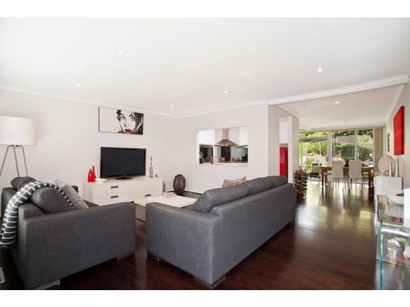 66 Serpentine Road KIRRAWEE 2232, Kirrawee NSW 2232