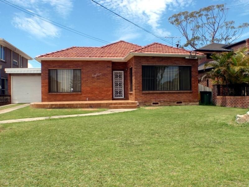 18 Birdwood Street, Sylvania NSW 2224