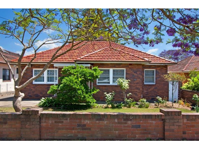 27 birdwood Street, Sylvania NSW 2224