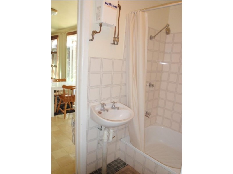 6 Glenelg Street, Sutherland NSW 2232