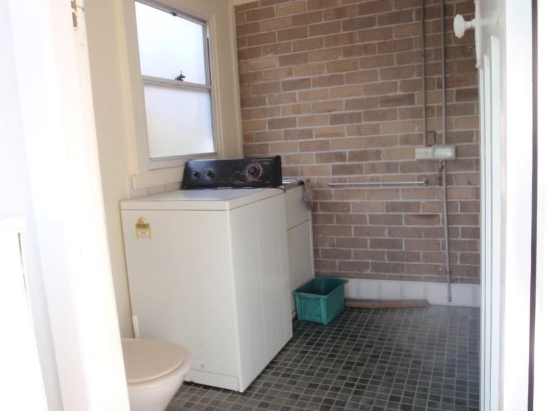 6 Glenelg Street, Sutherland NSW 2232