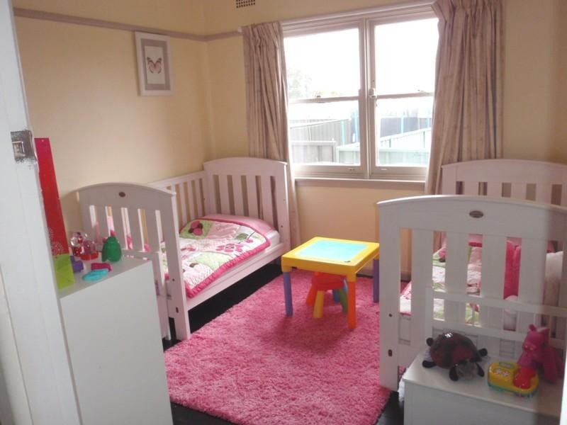 1 Tedman  Parade, Sylvania NSW 2224