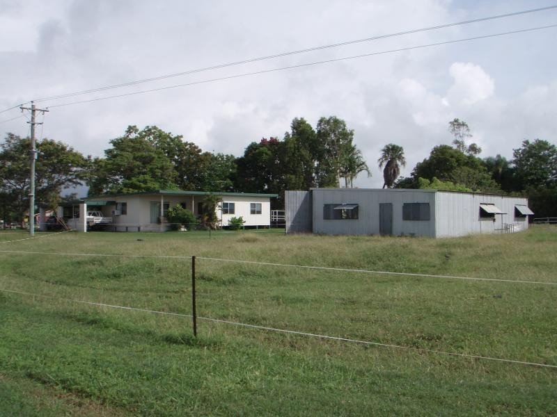 21 Sexton  Highway, Brandon QLD 4808