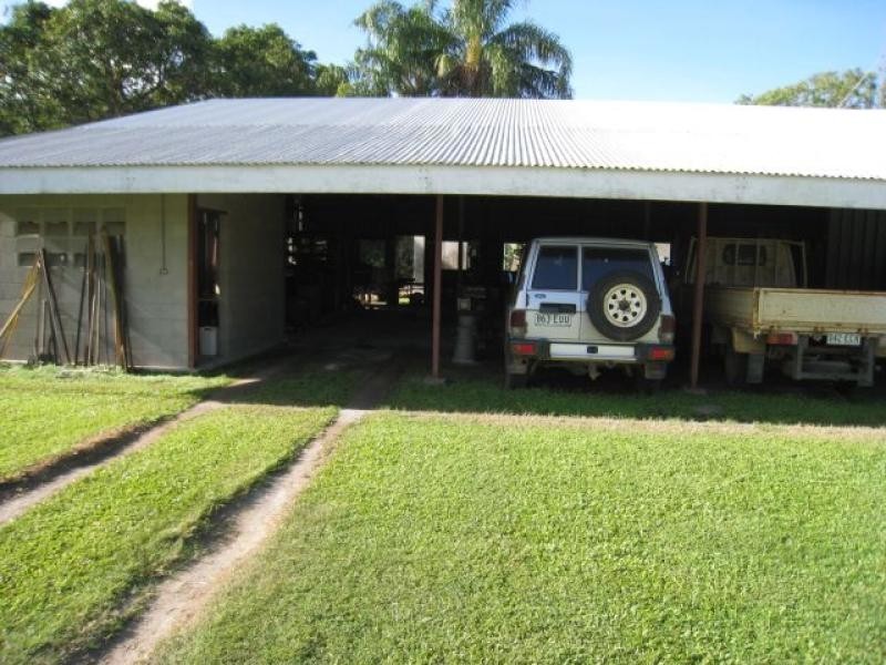 1006 Woodstock Giru Road, Mount Surround QLD 4809