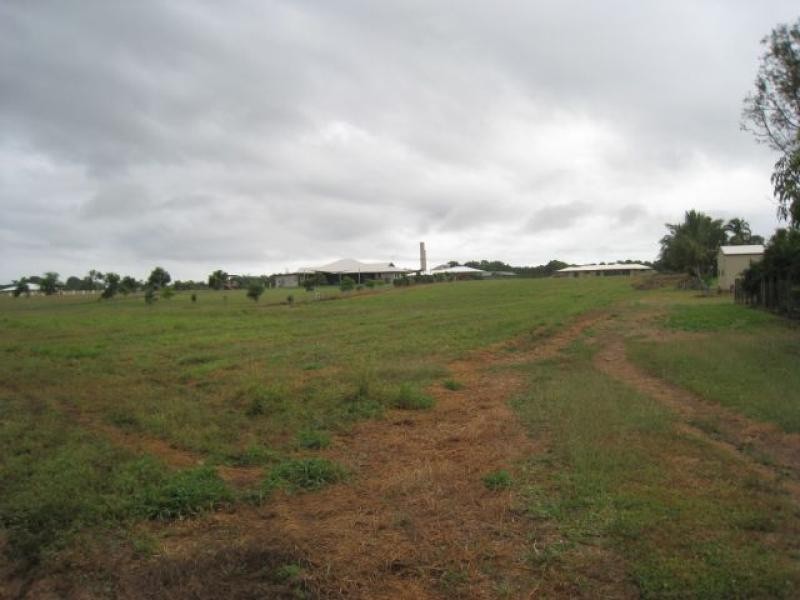5a Ramtron Place, Ayr QLD 4807