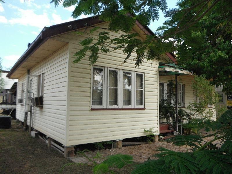 31-33 Quartermaine Street, Dalbeg QLD 4807