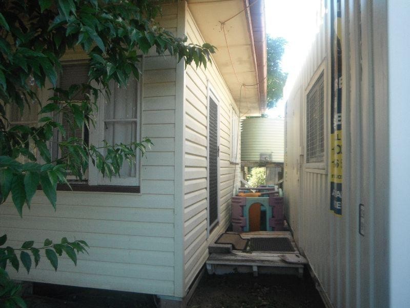 31-33 Quartermaine Street, Dalbeg QLD 4807