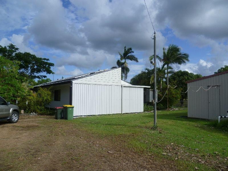 31 Kensington Avenue, Horseshoe Lagoon QLD 4809
