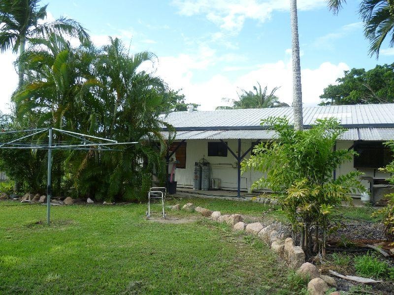 31 Kensington Avenue, Horseshoe Lagoon QLD 4809