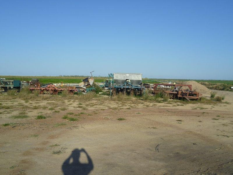 32800 Bruce Highway, Horseshoe Lagoon QLD 4809