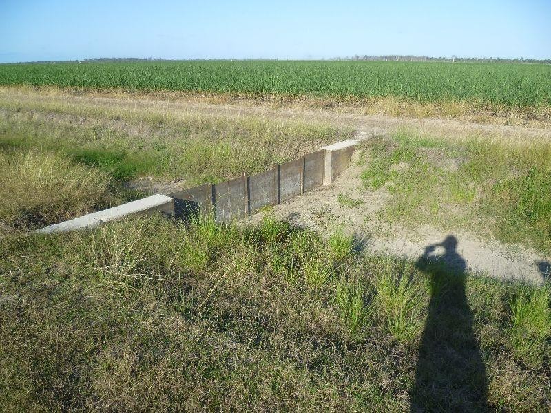 32800 Bruce Highway, Horseshoe Lagoon QLD 4809