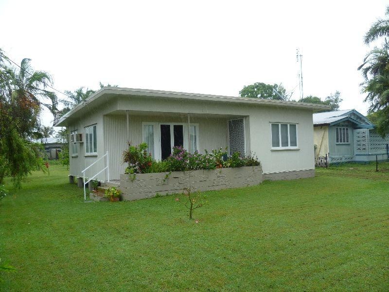 15 Dennis, Ayr QLD 4807