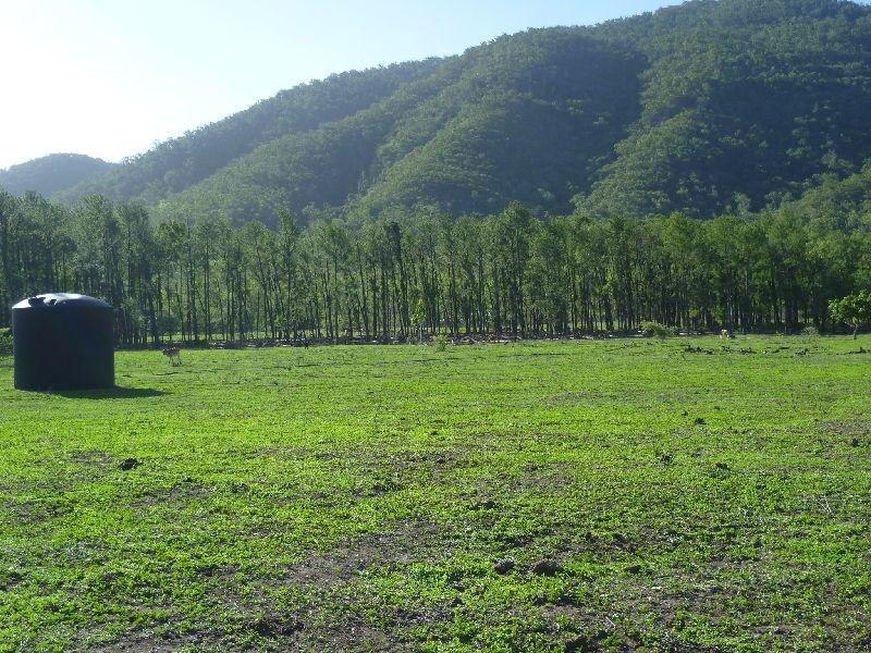 Mount Surround QLD 4809