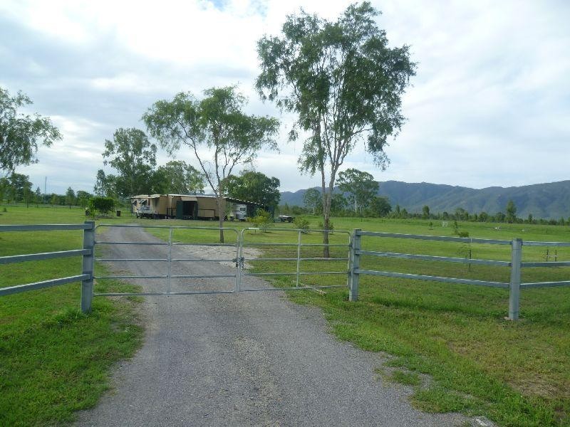 7 Taranna Road, Reid River QLD 4816