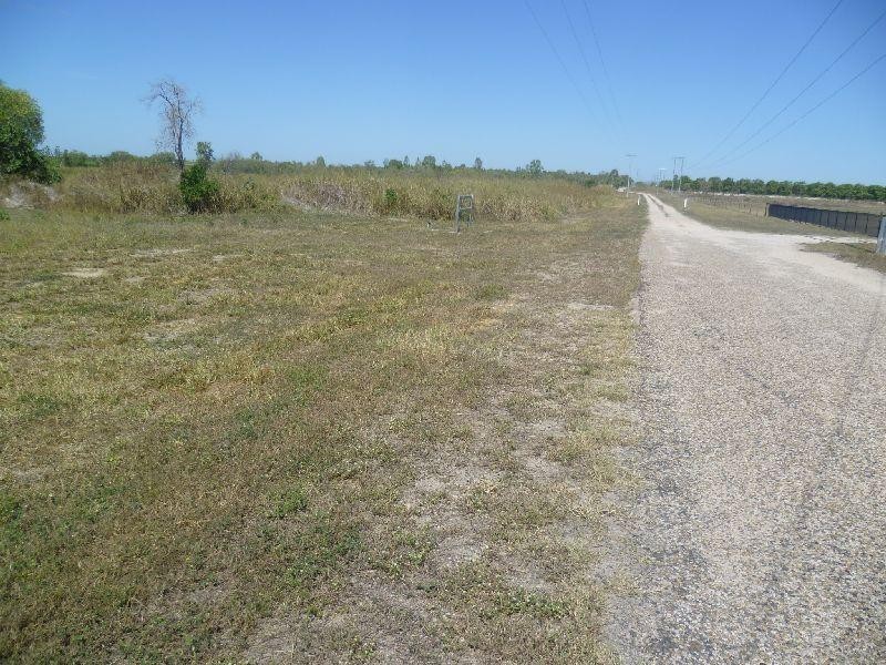 5 Elisa Road, Mount Kelly QLD 4807