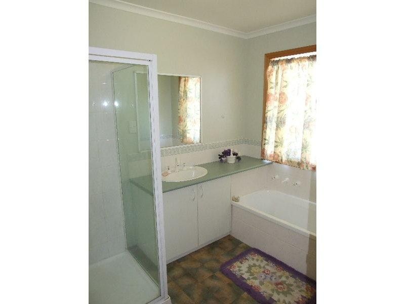 38  Albert  Street CLUNES 3370, Clunes VIC 3370