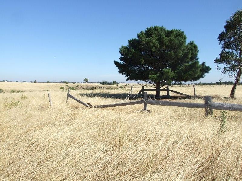 45 Dickson  Road CLUNES 3370, Clunes VIC 3370