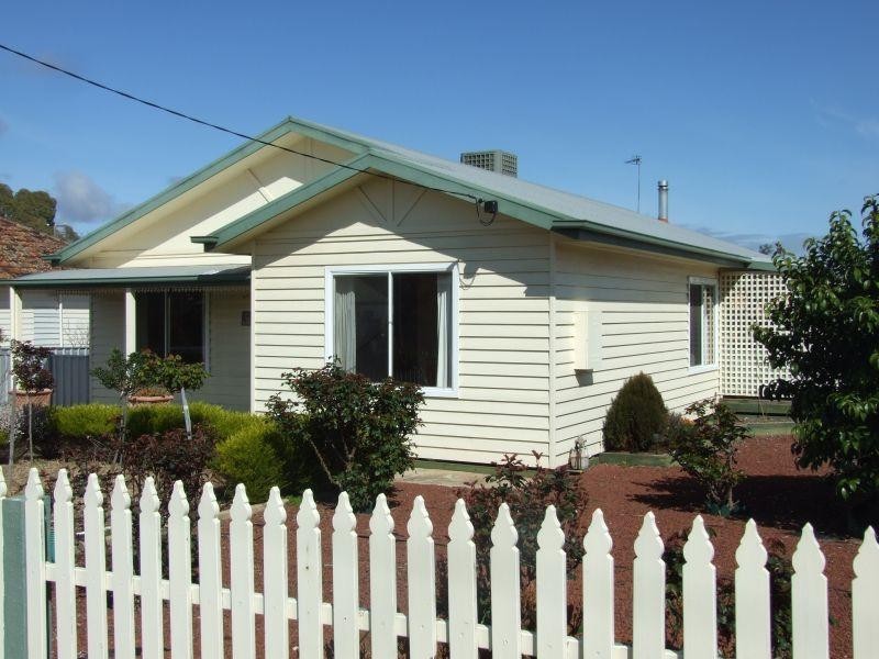 5 Kennedy  Street MARYBOROUGH 3465, Maryborough VIC 3465