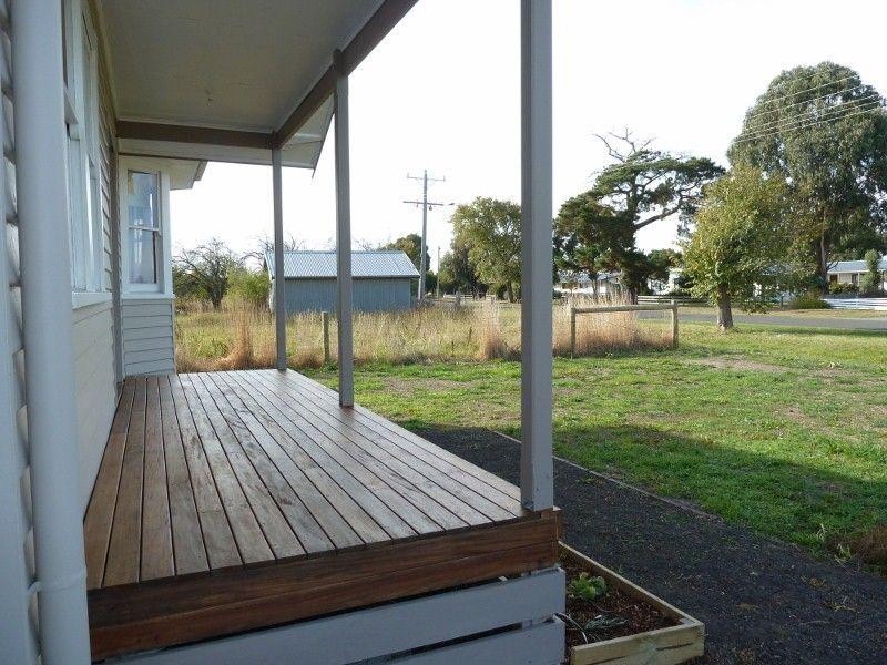 45 Smeaton  Road CLUNES 3370, Clunes VIC 3370
