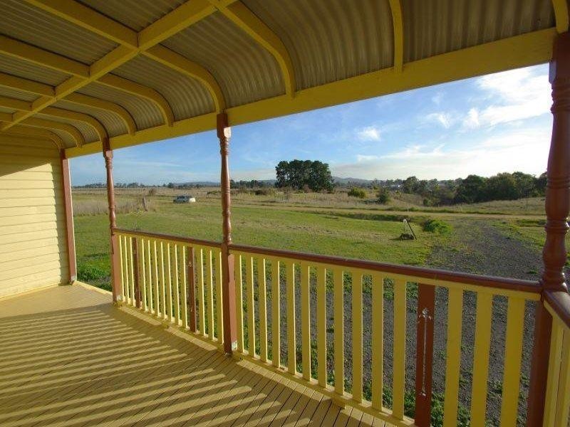 11 Macdonald  Street CLUNES 3370, Clunes VIC 3370