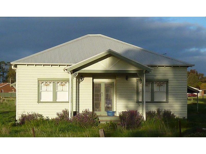 1 Victoria Street CLUNES 3370, Clunes VIC 3370