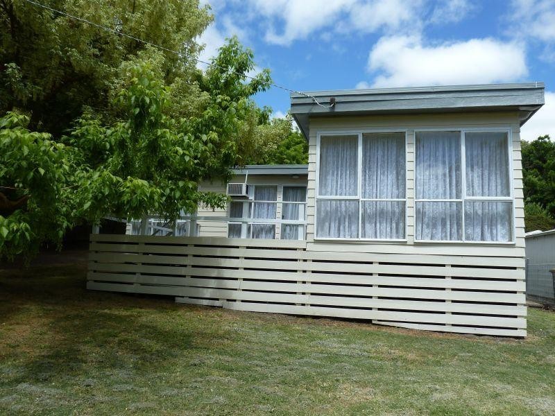 8 Blackmores Road CLUNES 3370, Clunes VIC 3370