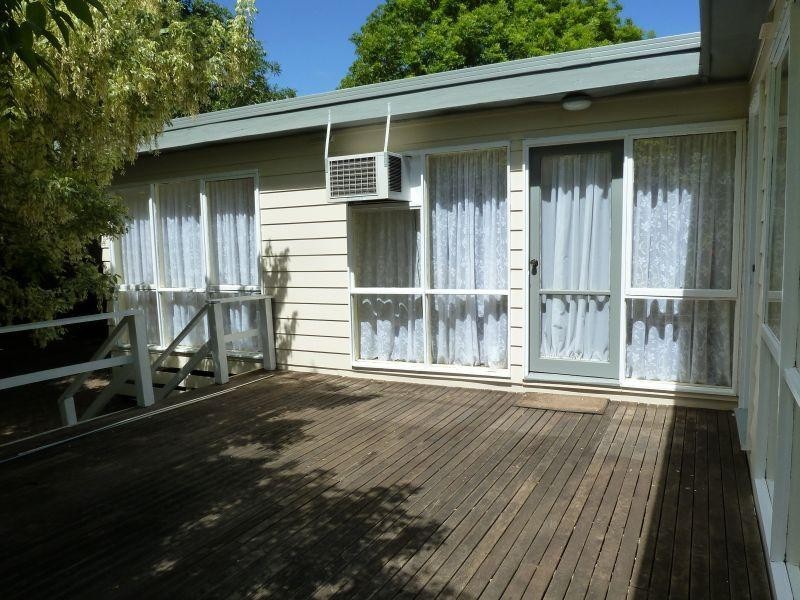 8 Blackmores Road CLUNES 3370, Clunes VIC 3370