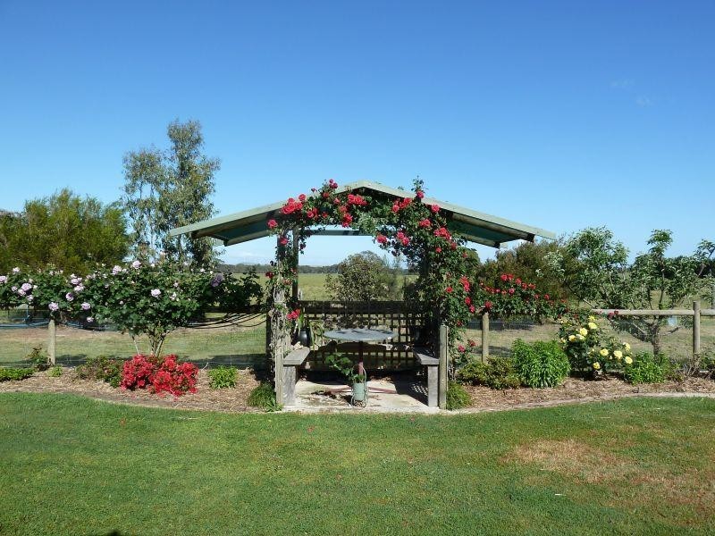 25 Fairview  Drive CLUNES 3370, Clunes VIC 3370