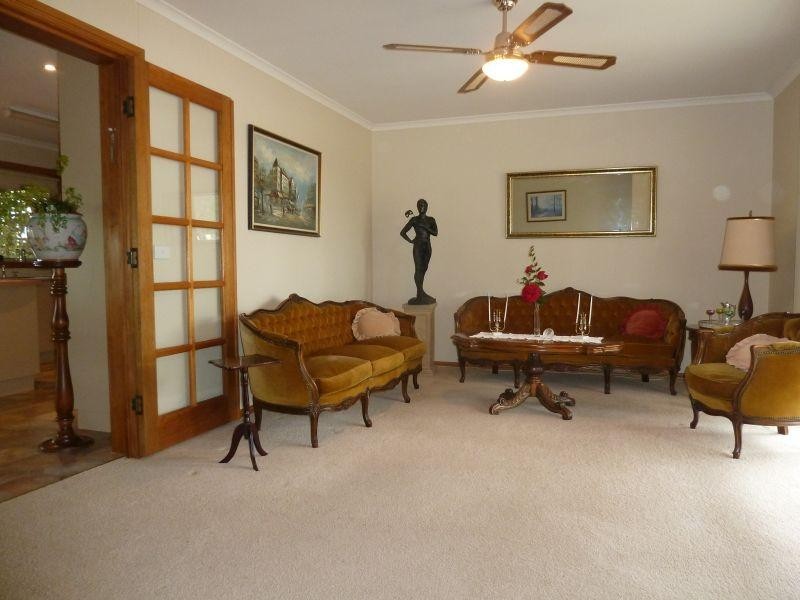 25 Fairview  Drive CLUNES 3370, Clunes VIC 3370