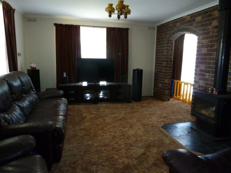 4 Camp Street CLUNES 3370, Clunes VIC 3370