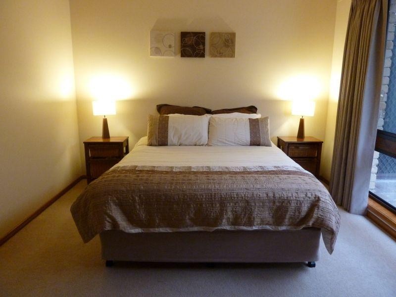 18 Angus Street, Clunes VIC 3370