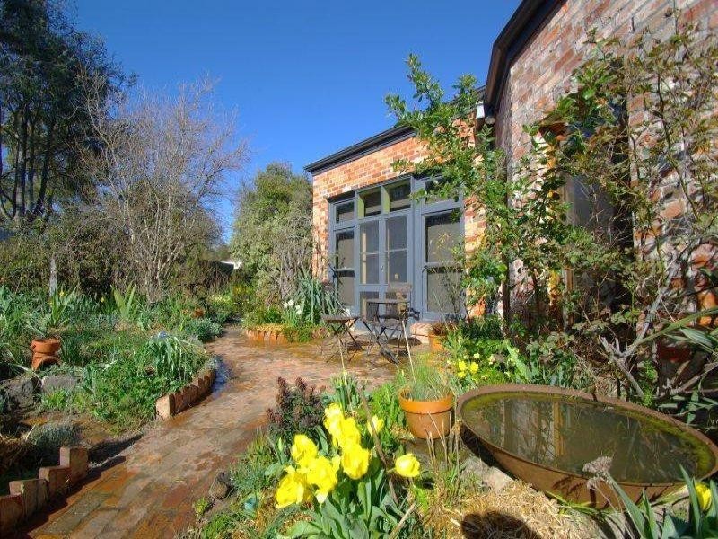 19 Fraser Street, Clunes VIC 3370