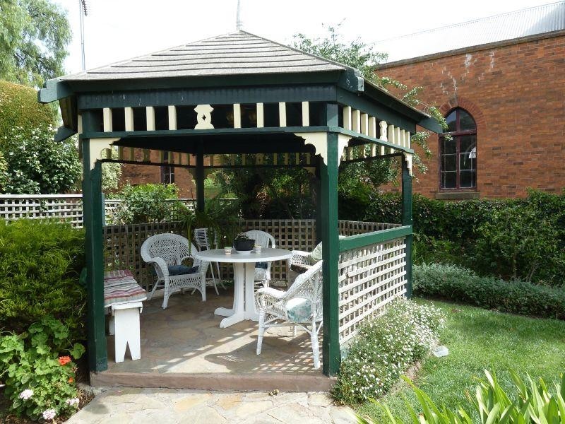 13 Ballarat Street, Talbot VIC 3371